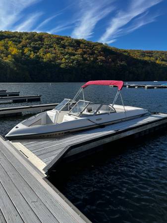 2005 MasterCraft, dovoz USA — foto 1