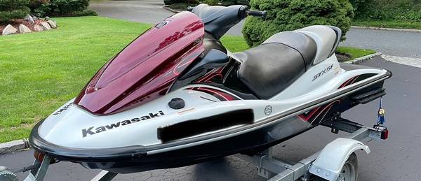 2011 Yamaha, dovoz USA — foto 1