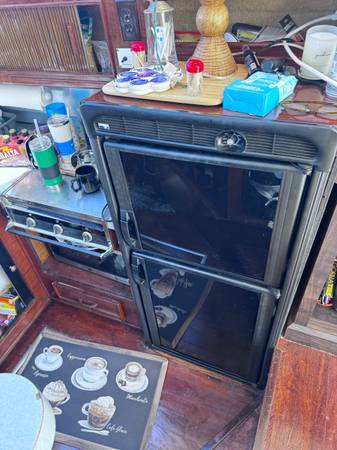 Sea Ray, dovoz USA — foto 7 z 12
