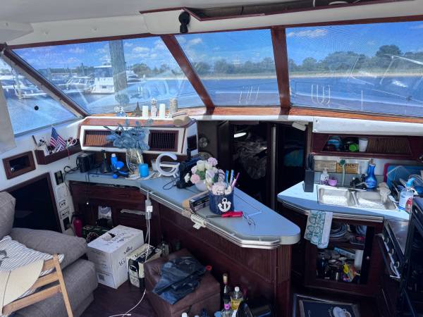 Sea Ray, dovoz USA — foto 8 z 12