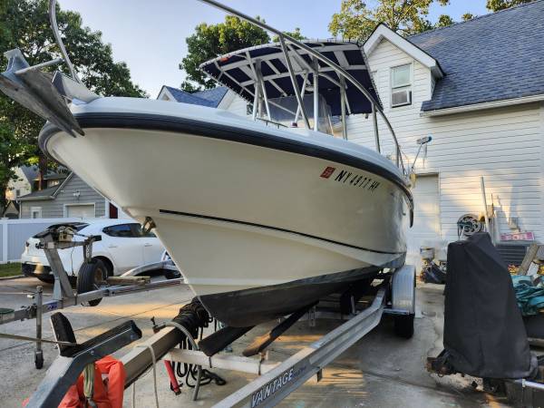 2000 Boston Whaler, dovoz USA — foto 5 z 9
