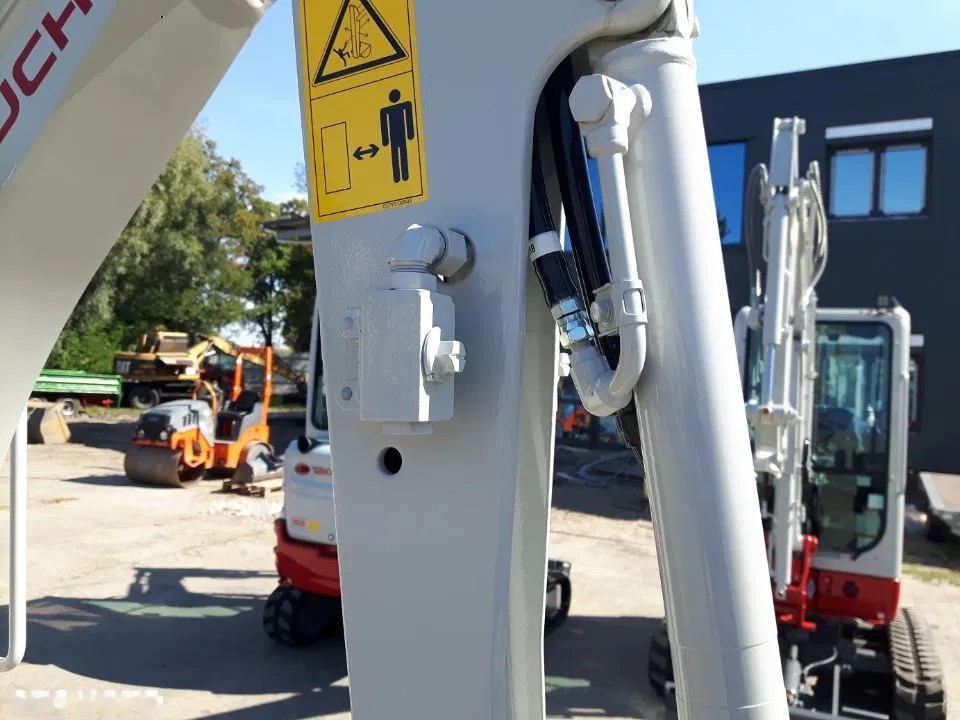 2025 Takeuchi NOVÁ, dovoz Skladem v EU — foto 9 z 14