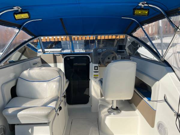 Bayliner, dovoz USA — foto 5 z 12