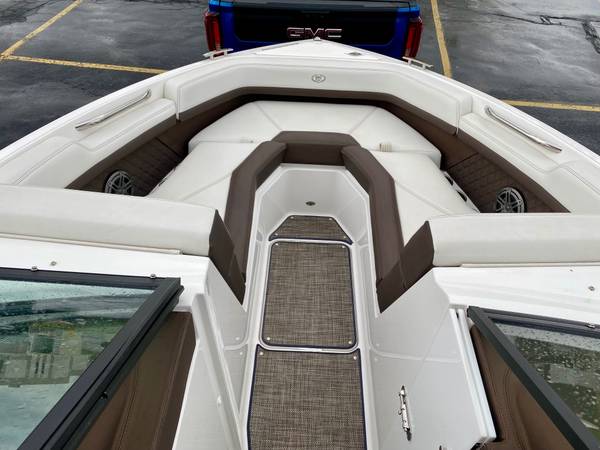 2022 Cobalt, dovoz USA — foto 9 z 12