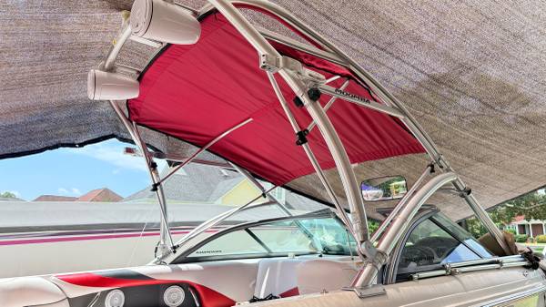 2010 MasterCraft, dovoz USA — foto 7 z 12