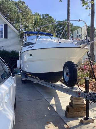 2003 Bayliner, dovoz USA — foto 1