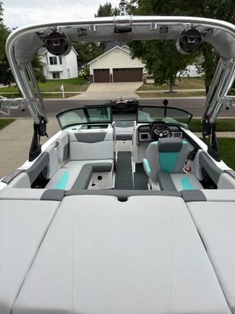 2021 MasterCraft, dovoz USA — foto 9 z 12