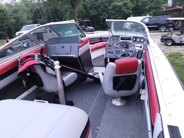 1994 MasterCraft, dovoz USA — foto 5 z 9