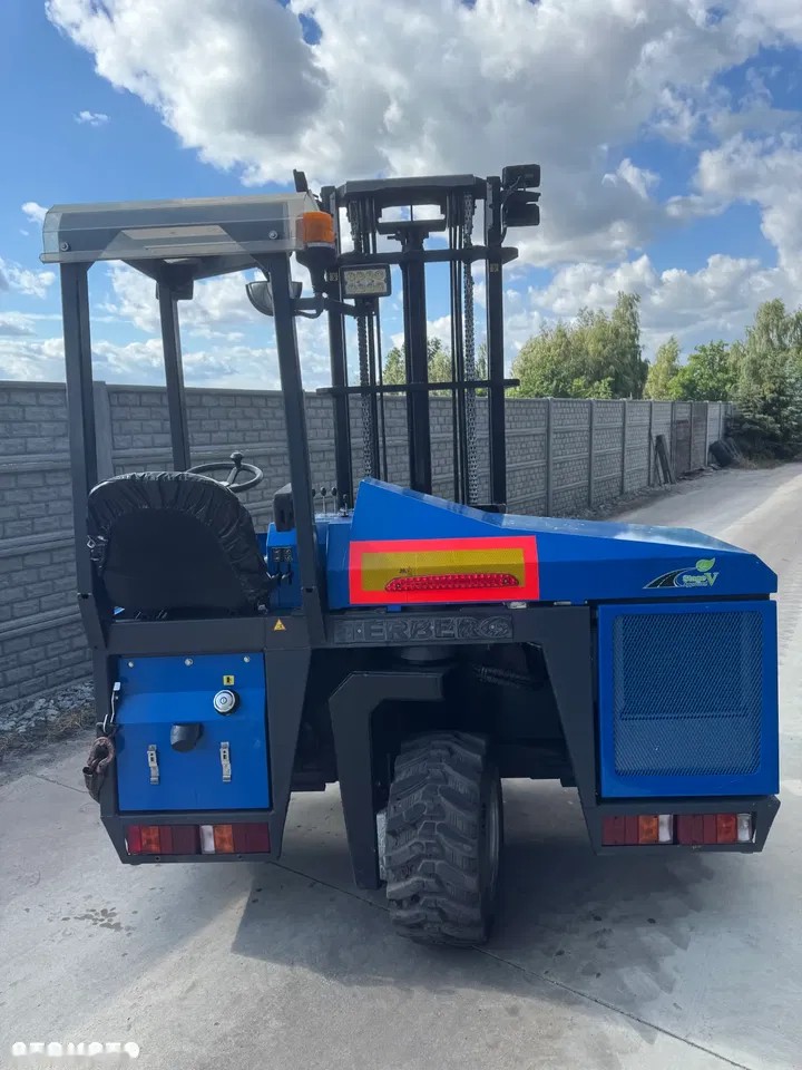 2021 Terberg TKL, 318 mth, dovoz Skladem v EU — foto 3 z 8