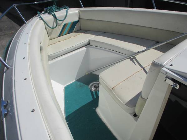 1992 Wellcraft, dovoz USA — foto 8 z 12