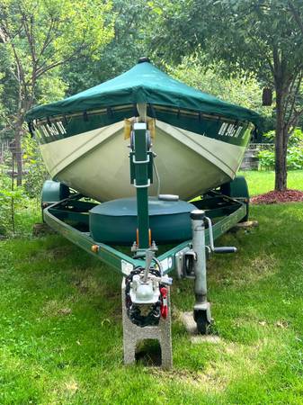 Crestliner, dovoz USA — foto 1