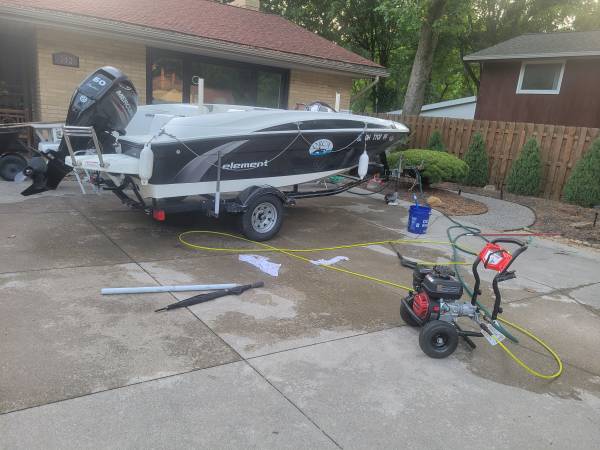 Bayliner, dovoz USA — foto 5 z 6