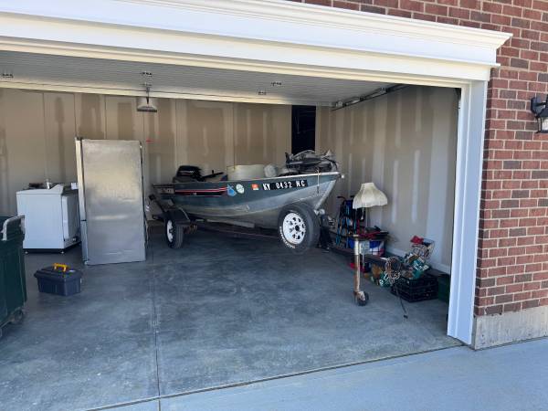 1987 Tracker, dovoz USA — foto 2 z 6