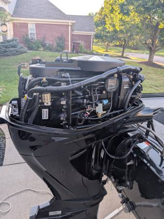 2018 Tracker, dovoz USA — foto 10 z 12