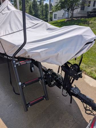 2018 Tracker, dovoz USA — foto 8 z 12