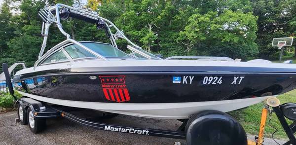 2002 MasterCraft, dovoz USA — foto 2 z 12