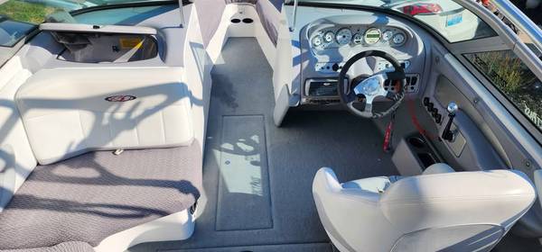 2002 MasterCraft, dovoz USA — foto 5 z 12