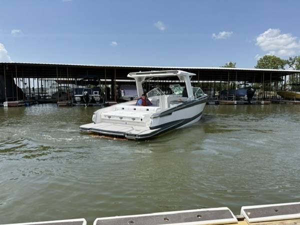 2021 MasterCraft, dovoz USA — foto 8 z 12