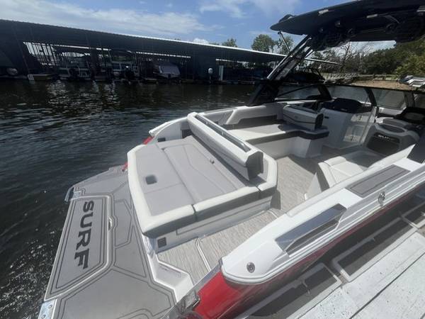 2022 Cobalt, dovoz USA — foto 7 z 12