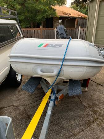 AB 8 VS Inflatable RIB, dovoz USA — foto 7 z 7