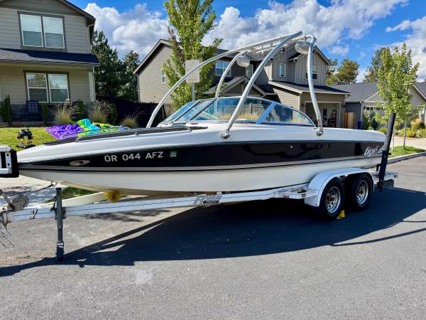 1998 Tige, dovoz USA — foto 3 z 12