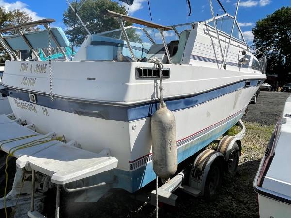 Bayliner, dovoz USA — foto 2 z 10