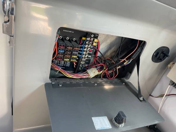 Chaparral, dovoz USA — foto 10 z 12