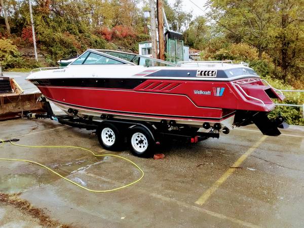 1986 Wellcraft, dovoz USA — foto 9 z 12
