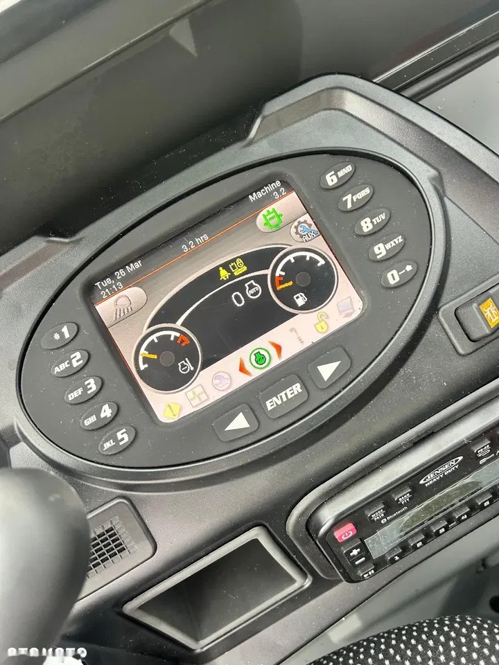 2026 Bobcat E19, dovoz Skladem v EU — foto 16 z 19