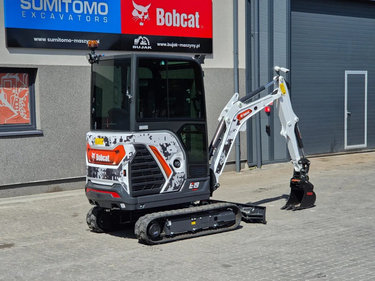 2026 Bobcat E19, dovoz Skladem v EU — foto 2 z 19