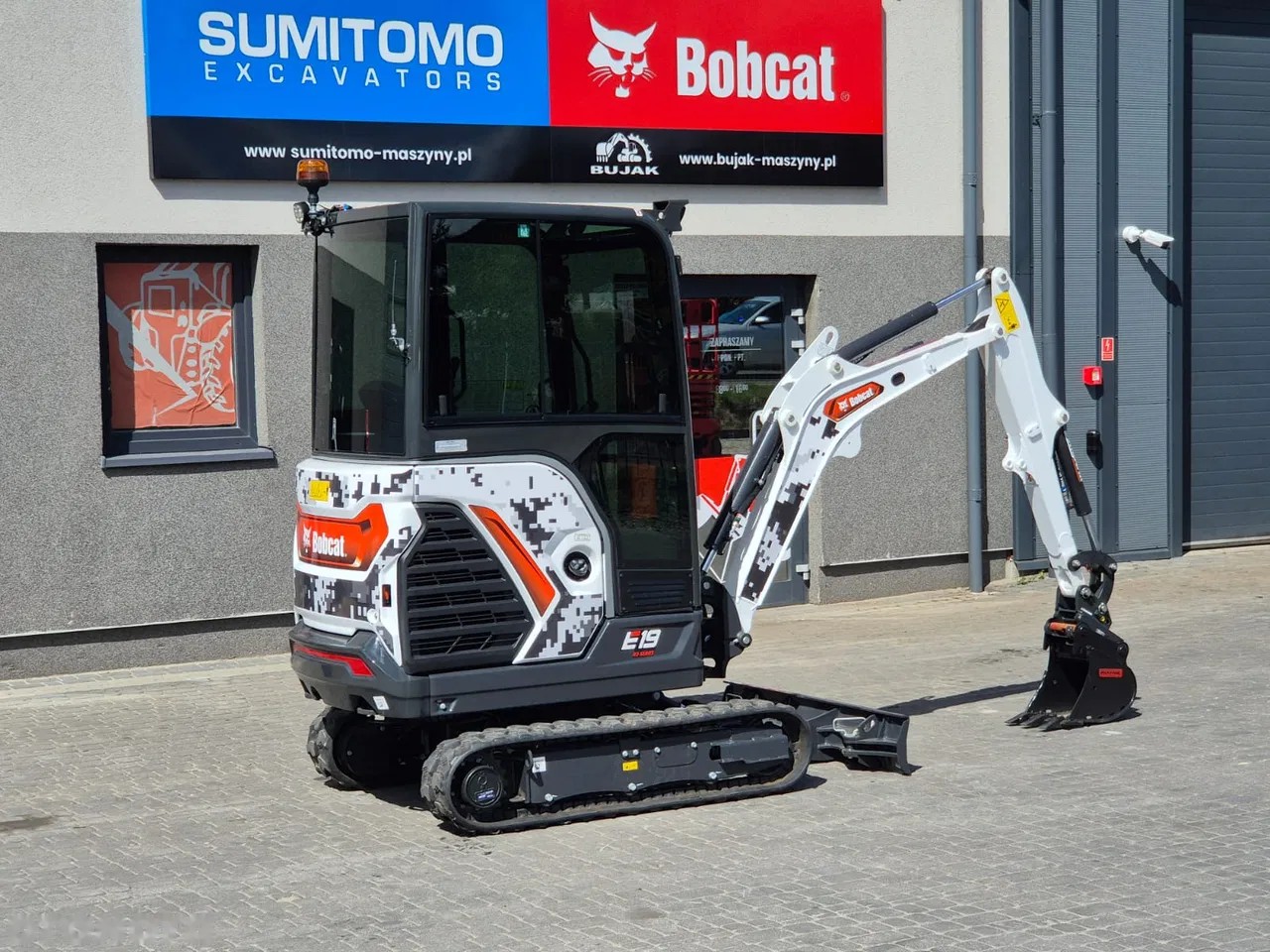 2026 Bobcat E19, dovoz Skladem v EU — foto 4 z 19
