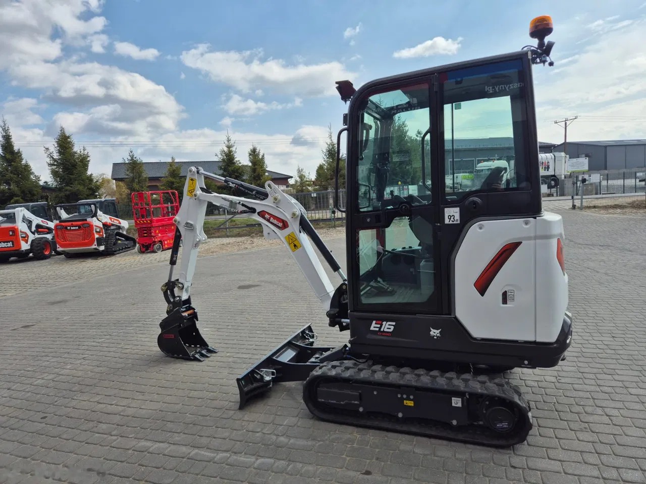 2026 Bobcat E16, 2 mth, dovoz Skladem v EU — foto 2 z 11