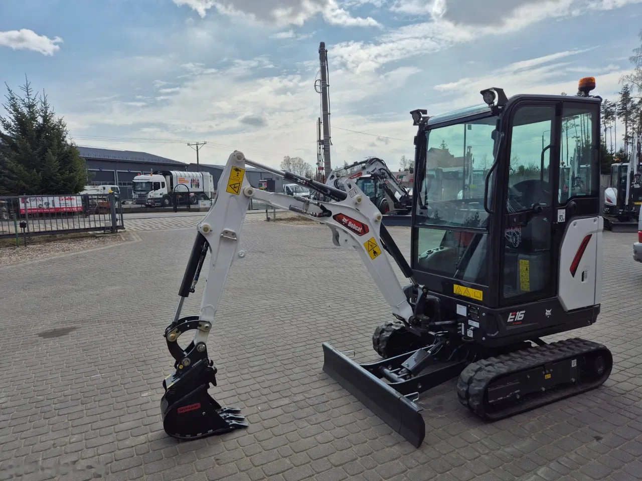 2026 Bobcat E16, 2 mth, dovoz Skladem v EU — foto 8 z 11