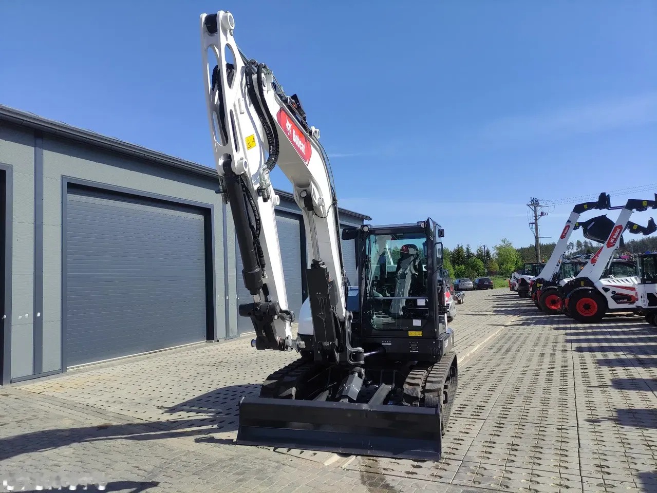 2026 Bobcat E88, dovoz Skladem v EU — foto 4 z 14