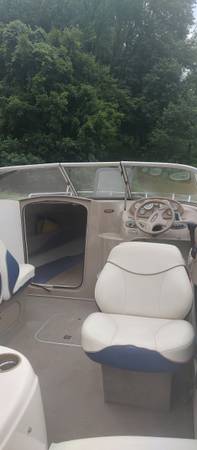 2003 Bayliner, dovoz USA — foto 2 z 9