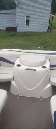 2003 Bayliner, dovoz USA — foto 3 z 9