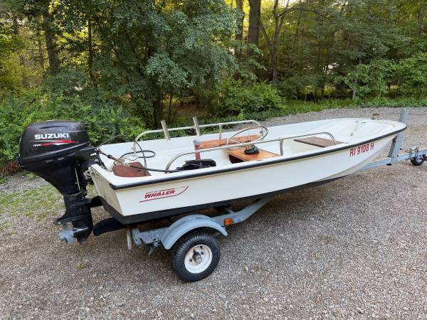 1981 Boston Whaler, dovoz USA — foto 2 z 12
