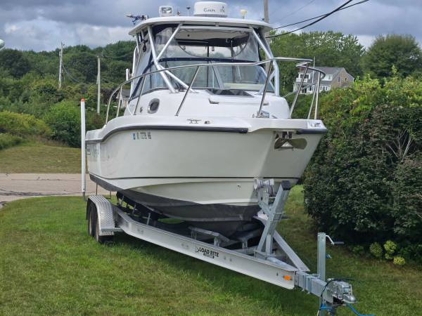 Boston Whaler, dovoz USA — foto 2 z 12