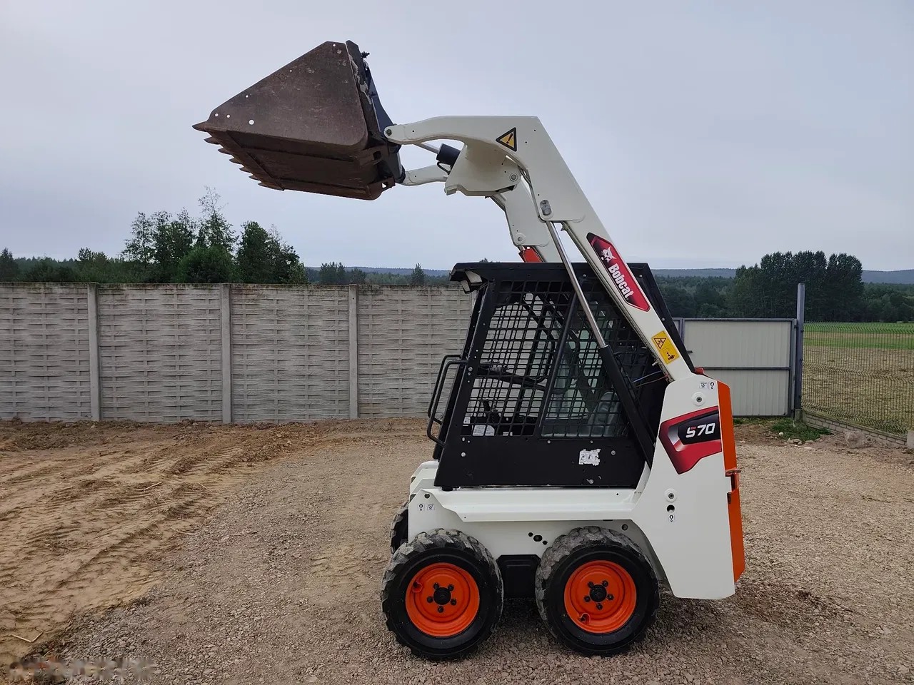 2016 Bobcat, 1 525 mth, dovoz Skladem v EU — foto 10 z 12