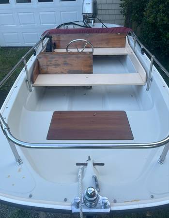 Boston Whaler, dovoz USA — foto 2 z 4