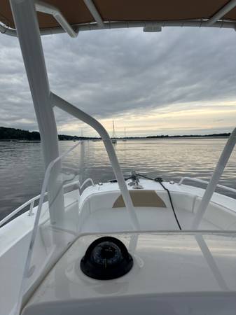 2021 EdgeWater, dovoz USA — foto 6 z 12