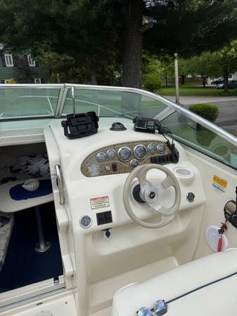 2000 Sea Ray, dovoz USA — foto 5 z 9