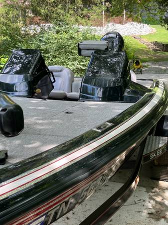 2000 Skeeter, dovoz USA — foto 3 z 9