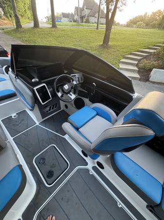 2022 Malibu, dovoz USA — foto 3 z 12