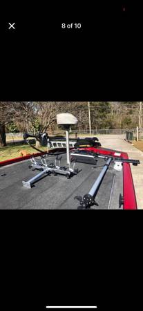 2015 Lowe, dovoz USA — foto 2 z 5