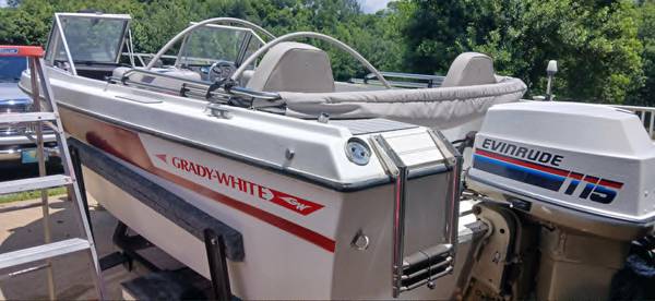 Grady-White, bílá, dovoz USA — foto 4 z 12