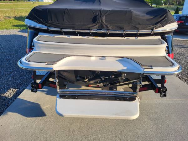 2013 Cobalt, dovoz USA — foto 4 z 12