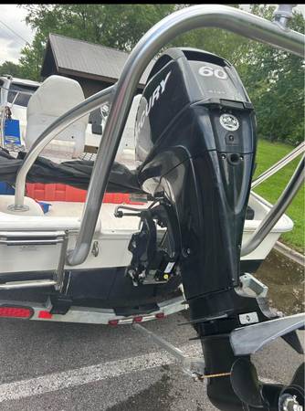 2012 Boston Whaler, dovoz USA — foto 2 z 7