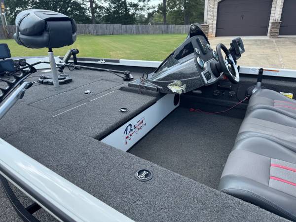 Ranger, dovoz USA — foto 5 z 12