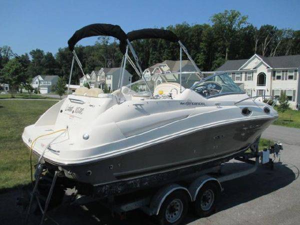 Sea Ray, dovoz USA — foto 2 z 8